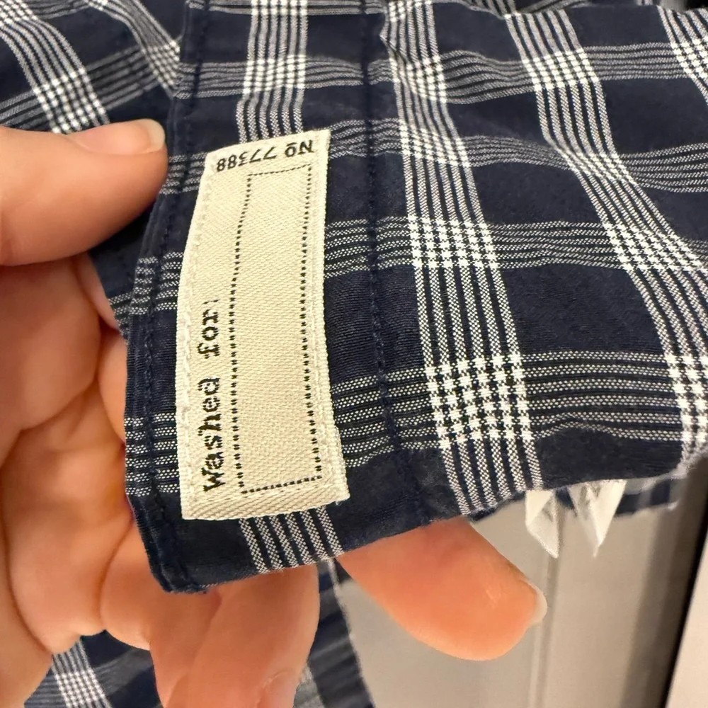 J. Crew Classic Men's Blue White Checkered‎ Long Sleeve Button Down Shirt S